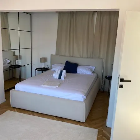 アパート Penthouse